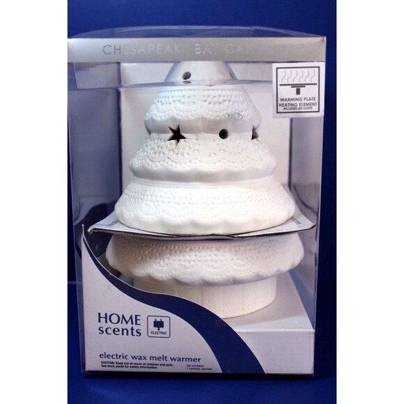 Chesapeake Bay Decorative White Christmas Tree Fragrance Warmer w Bonus  NEW - Picture 1 of 5